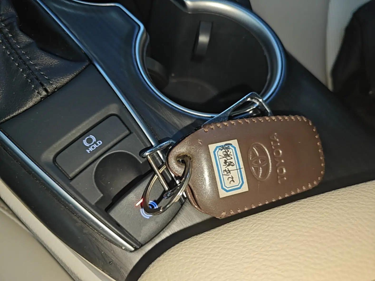 Toyota Camry 2021 2.0G Luxury Edition — миниатюра 12