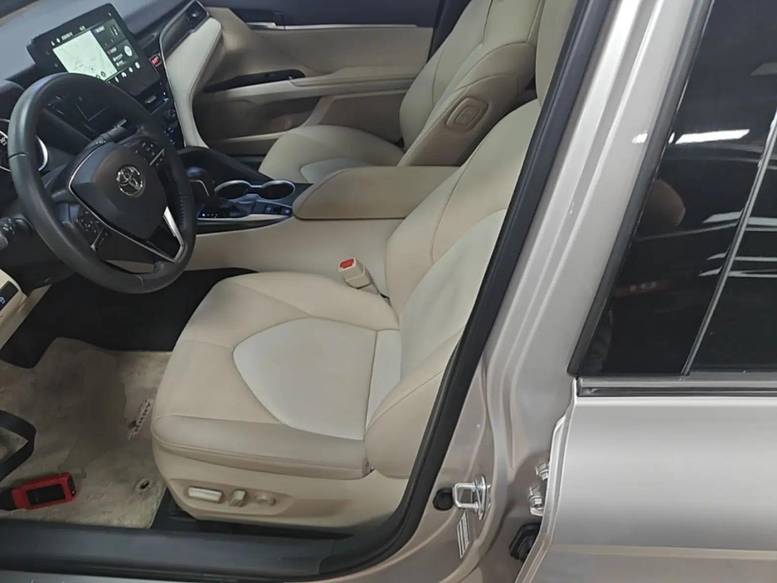 Toyota Camry 2021 2.0G Luxury Edition — миниатюра 18