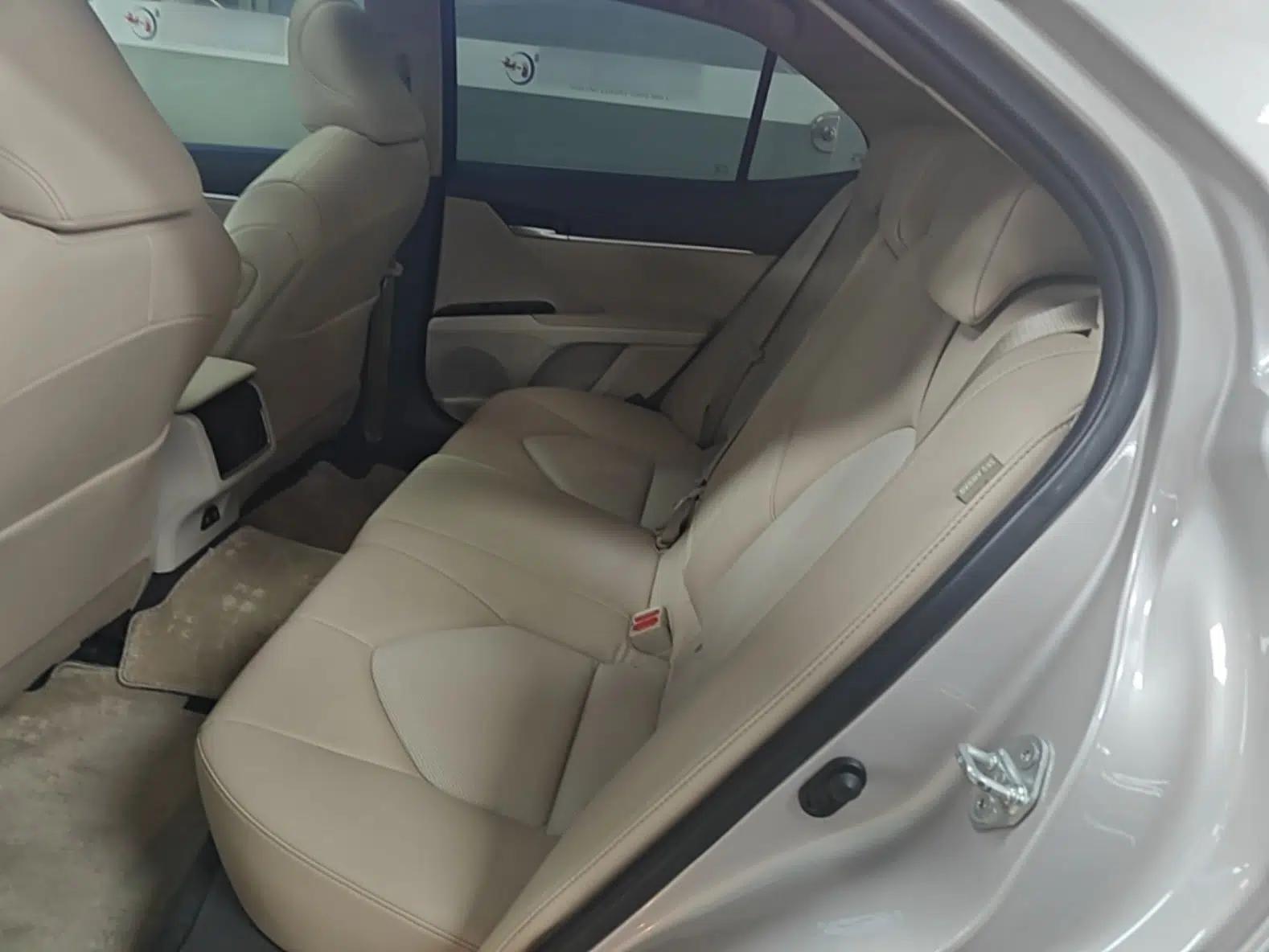 Toyota Camry 2021 2.0G Luxury Edition — миниатюра 20