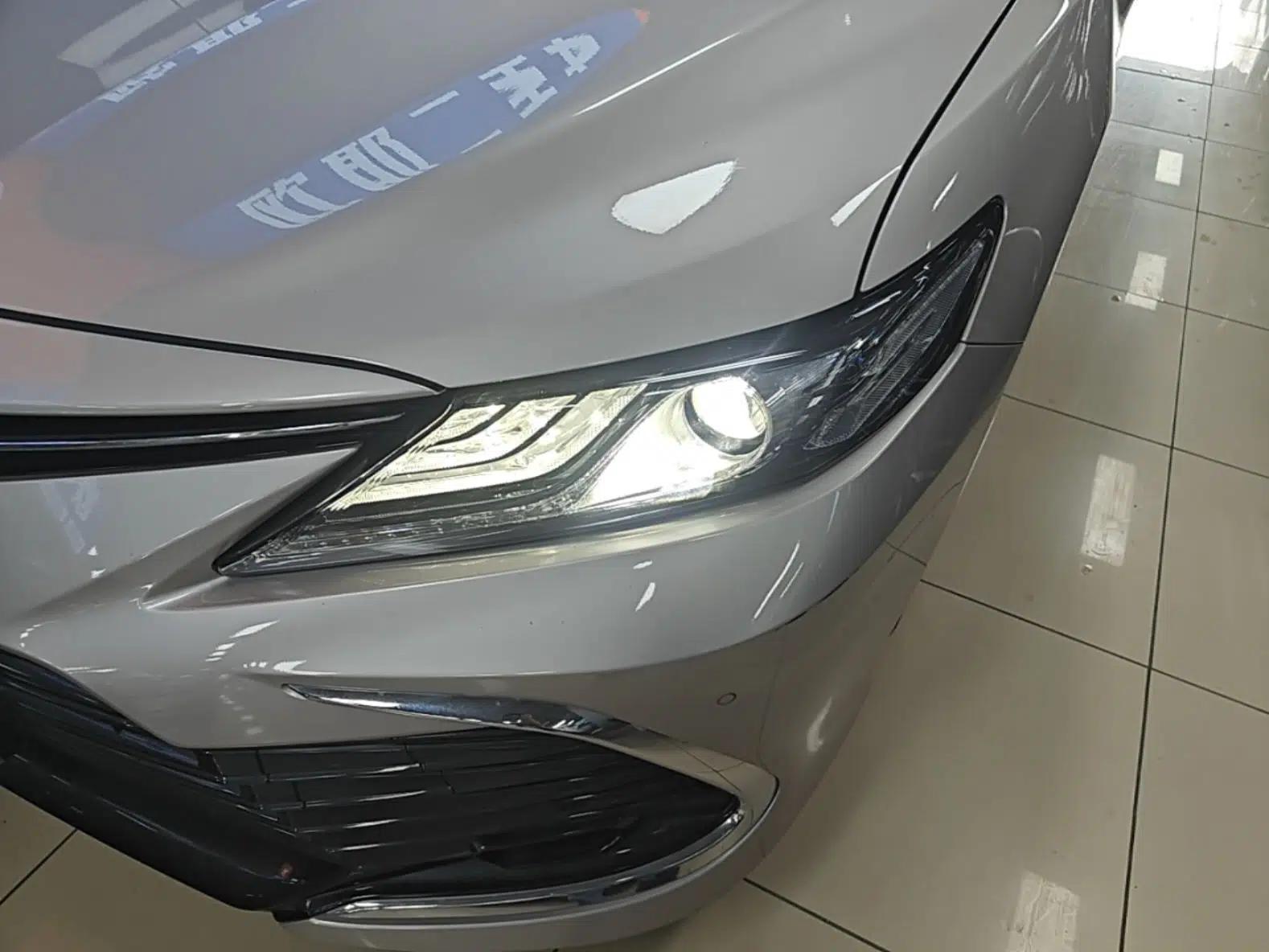 Toyota Camry 2021 2.0G Luxury Edition — миниатюра 9
