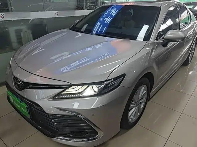 Toyota Camry 2021 2.0G Luxury Edition