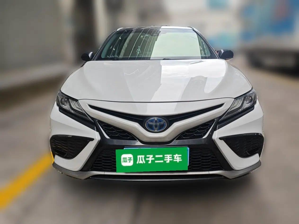Toyota Camry 2021 Dual-Motor 2.5HS Fēngshàng Edition — миниатюра 2