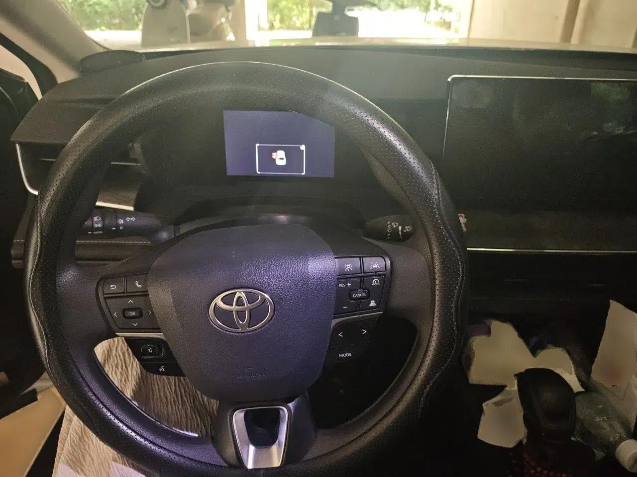 Toyota Camry 2024 2.0E Elite Edition — миниатюра 11