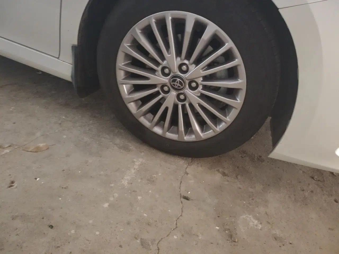 Toyota Camry 2024 2.0E Elite Edition — миниатюра 8