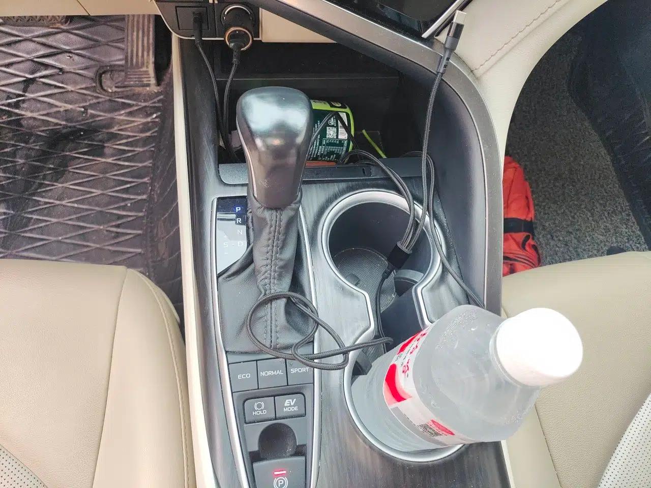 Toyota Camry 2023 Dual-Motor 2.5HG Luxury Edition — миниатюра 15