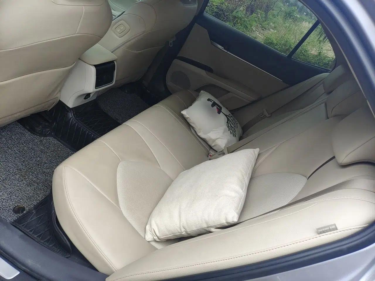 Toyota Camry 2023 Dual-Motor 2.5HG Luxury Edition — миниатюра 18