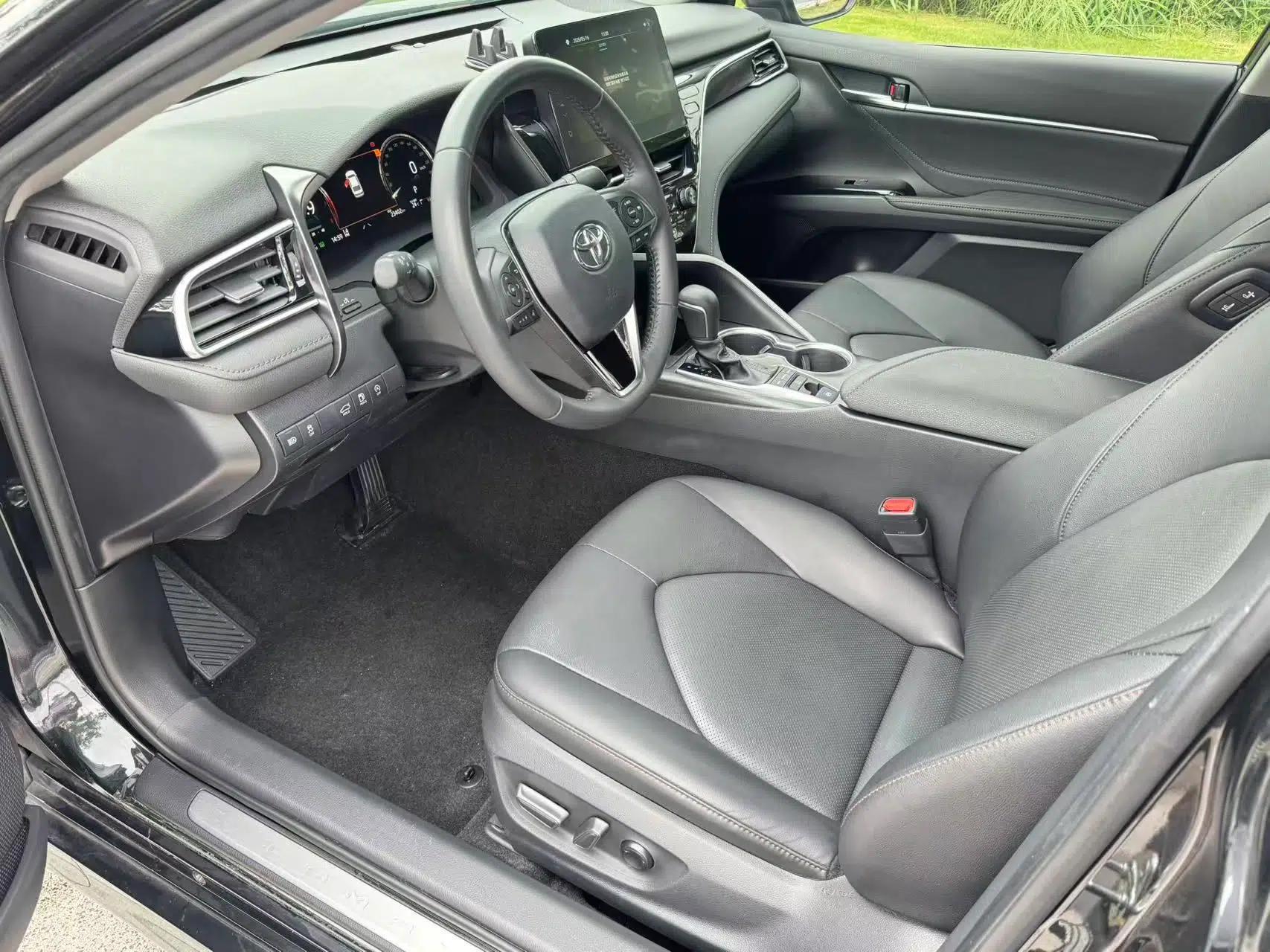 Toyota Camry 2021 2.5G Luxury Edition — миниатюра 10