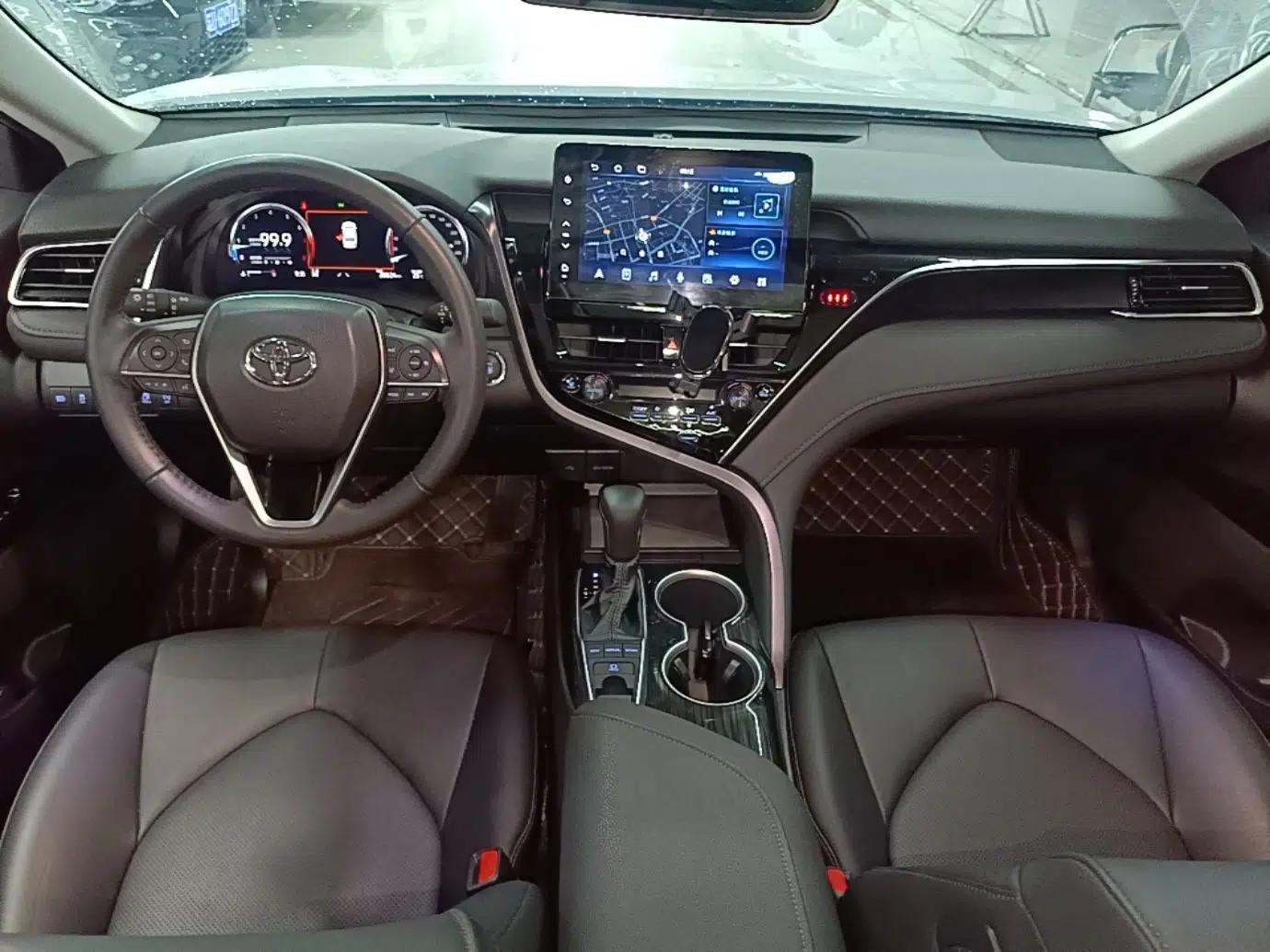 Toyota Camry 2023 2.5G Luxury Edition — миниатюра 11