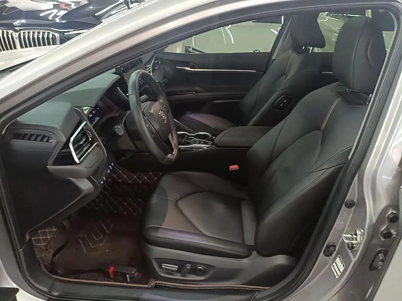 Toyota Camry 2023 2.5G Luxury Edition — миниатюра 16