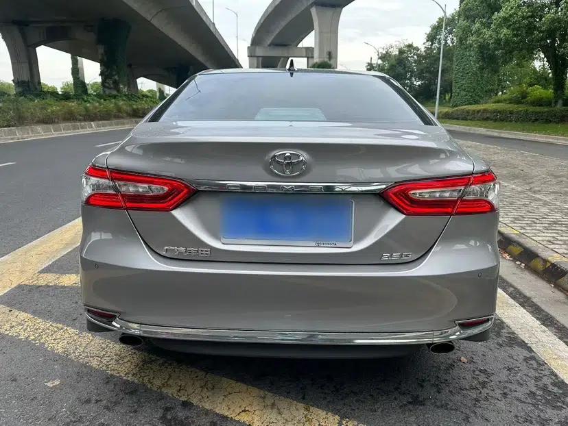 Toyota Camry 2023 2.5G Luxury Edition — миниатюра 9