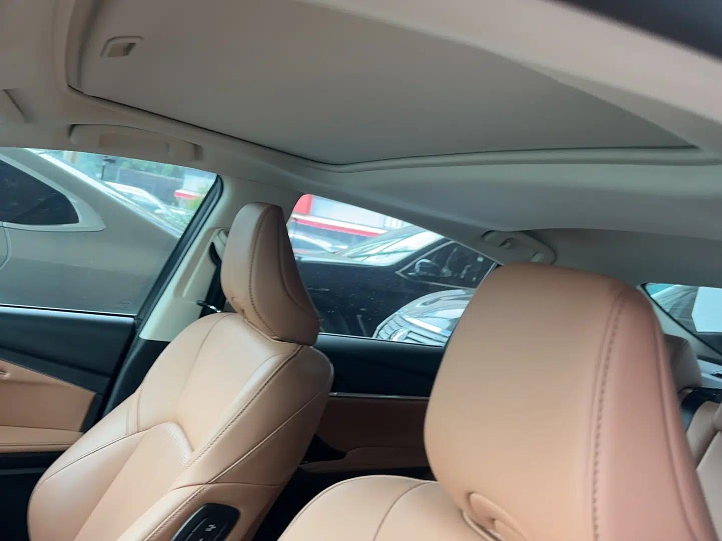 Toyota Camry 2024 2.0 GVP Luxury Edition — миниатюра 15