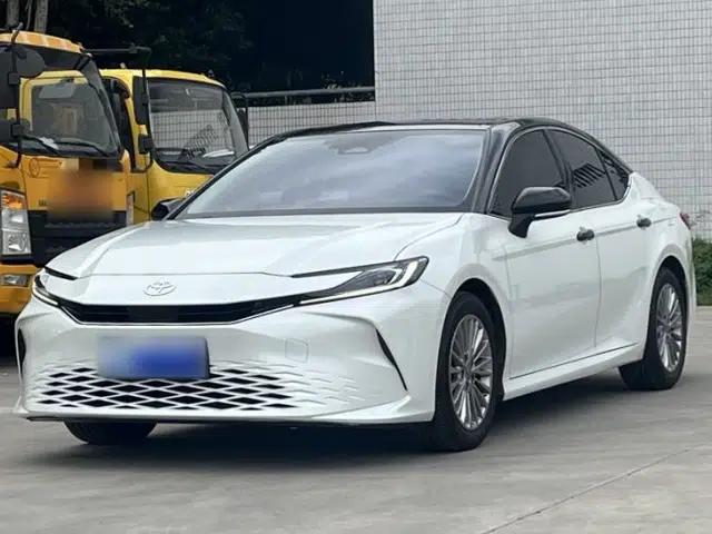 Toyota Camry 2024 2.0 GVP Luxury Edition