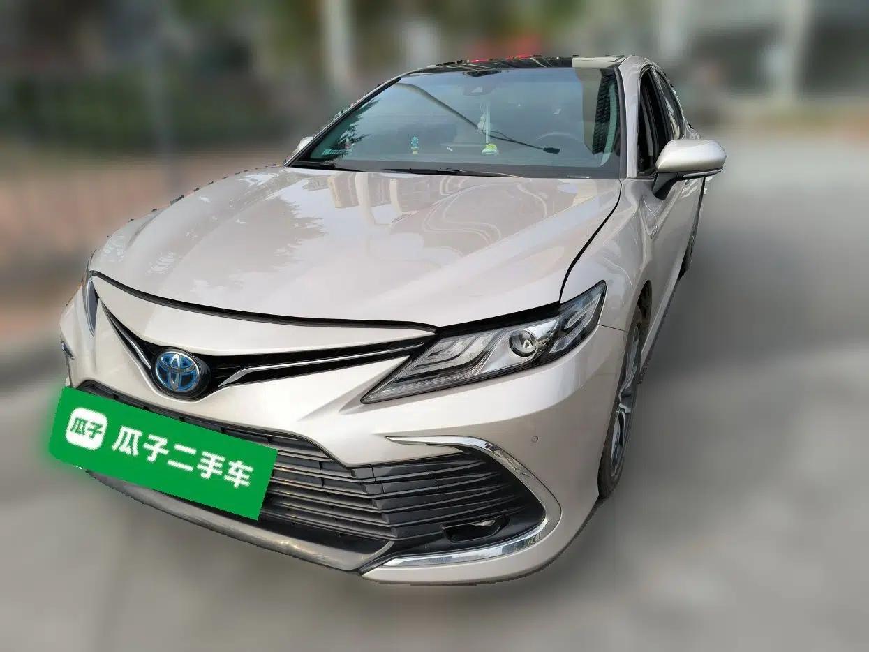 Toyota Camry 2021 Dual-Motor 2.5HG Luxury Edition — миниатюра 1