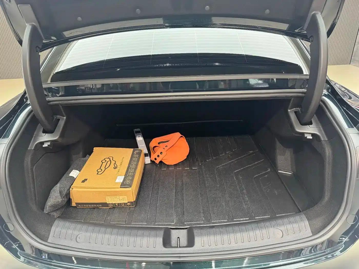 Fengyun A9L 2025 Model 260km Extended Range Premium Edition — миниатюра 21