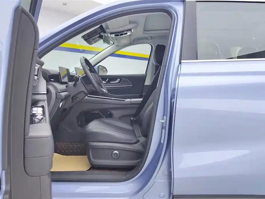 Fengyun T9 2024 Model 120 Long Range Flagship 7-Seater Ternary Lithium — миниатюра 9