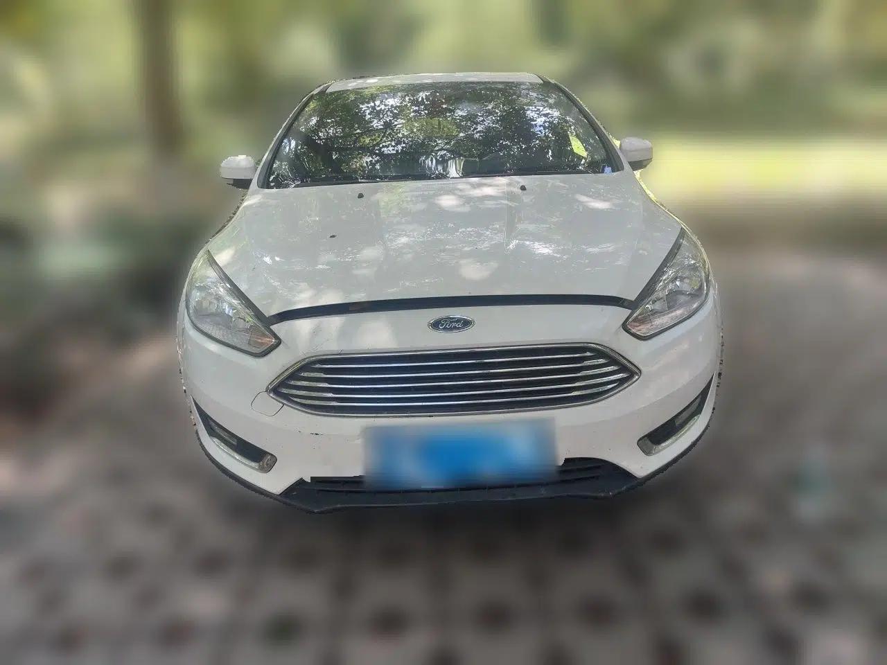 Ford Focus 2017 Sedan 1.6L Automatic Fashion Edition Smart Drive Version — миниатюра 2