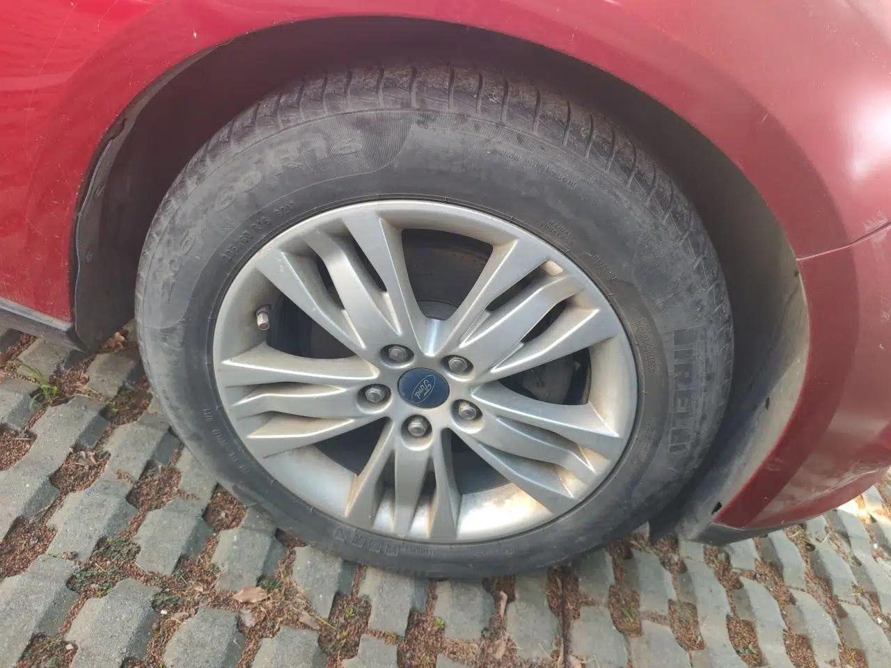 Ford Focus 2012 Sedan 1.6L Automatic Comfort Model — миниатюра 8