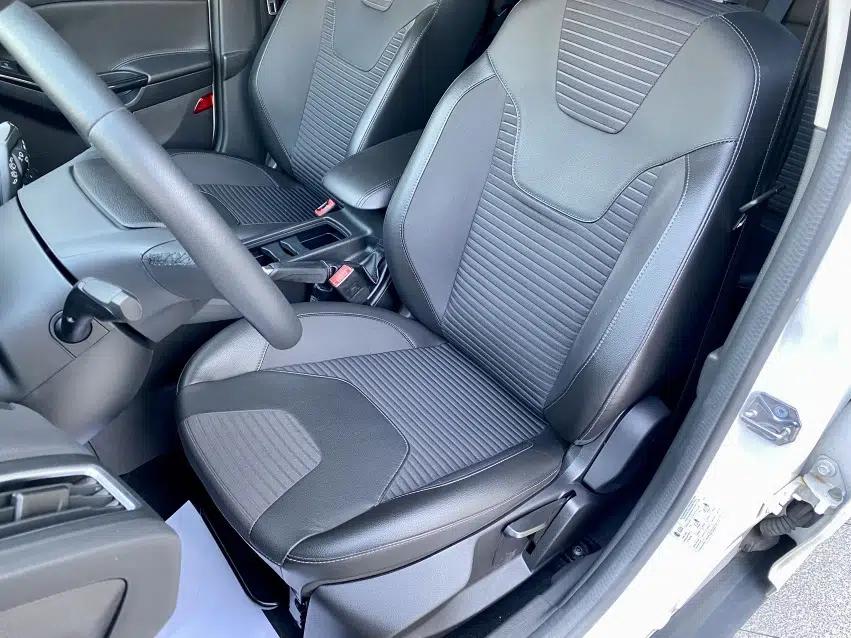 Ford Focus 2017 Hatchback EcoBoost 180 Automatic Elite Model — миниатюра 16