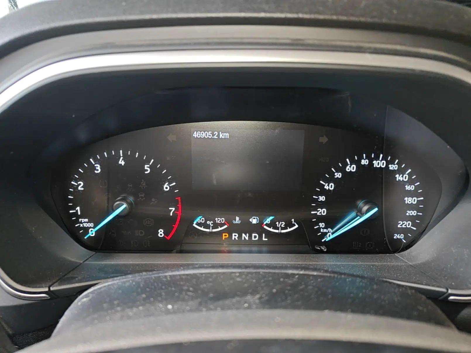 Ford Focus 2019 Hatchback 1.5L Automatic Sharp Edition China V Standard — миниатюра 15