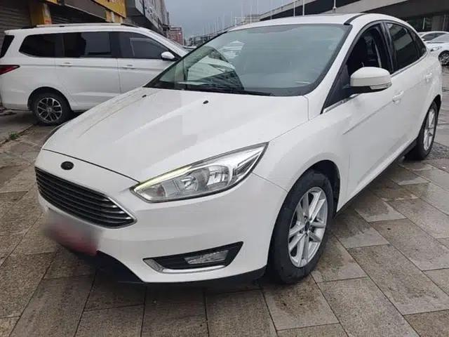 Ford Focus 2018 Sedan Classic EcoBoost 180 Automatic Elite Model