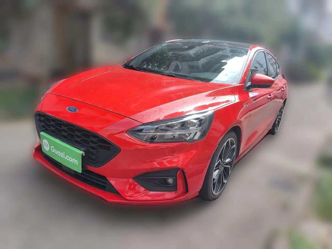 Ford Focus 2019 Hatchback EcoBoost 180 Automatic ST Line — миниатюра 1