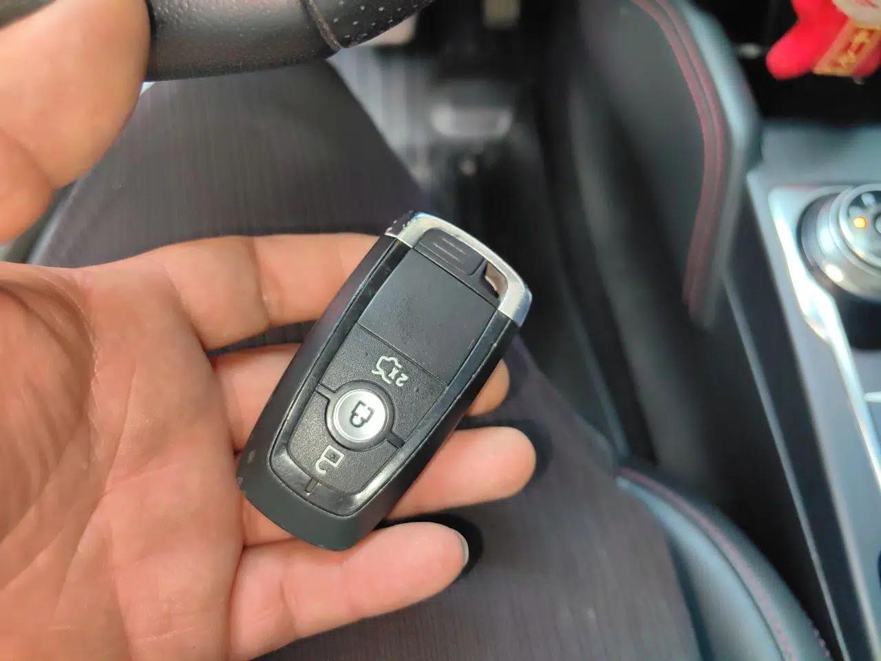 Ford Focus 2019 Hatchback EcoBoost 180 Automatic ST Line — миниатюра 9