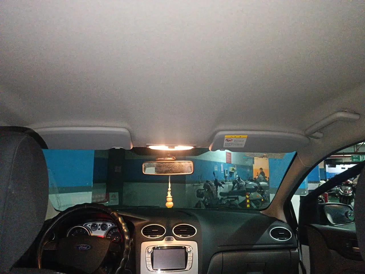 Ford Focus 2013 Hatchback Classic 1.8L Automatic Base Model — миниатюра 13