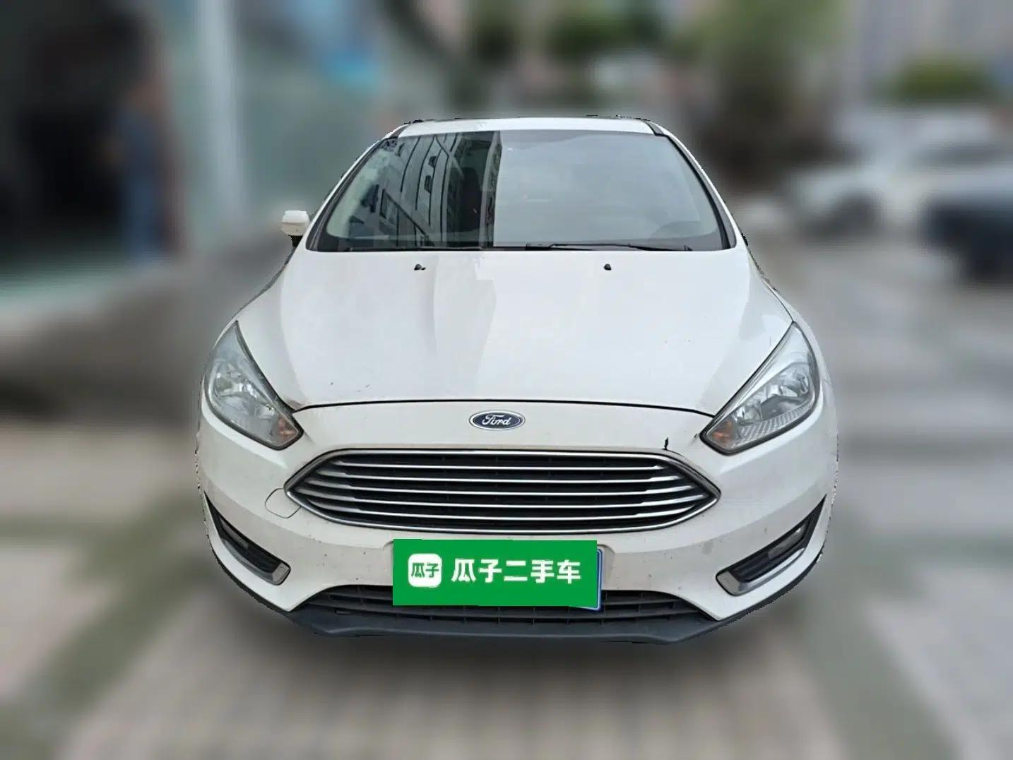 Ford Focus 2017 Sedan EcoBoost 180 Automatic Elite Model — миниатюра 2