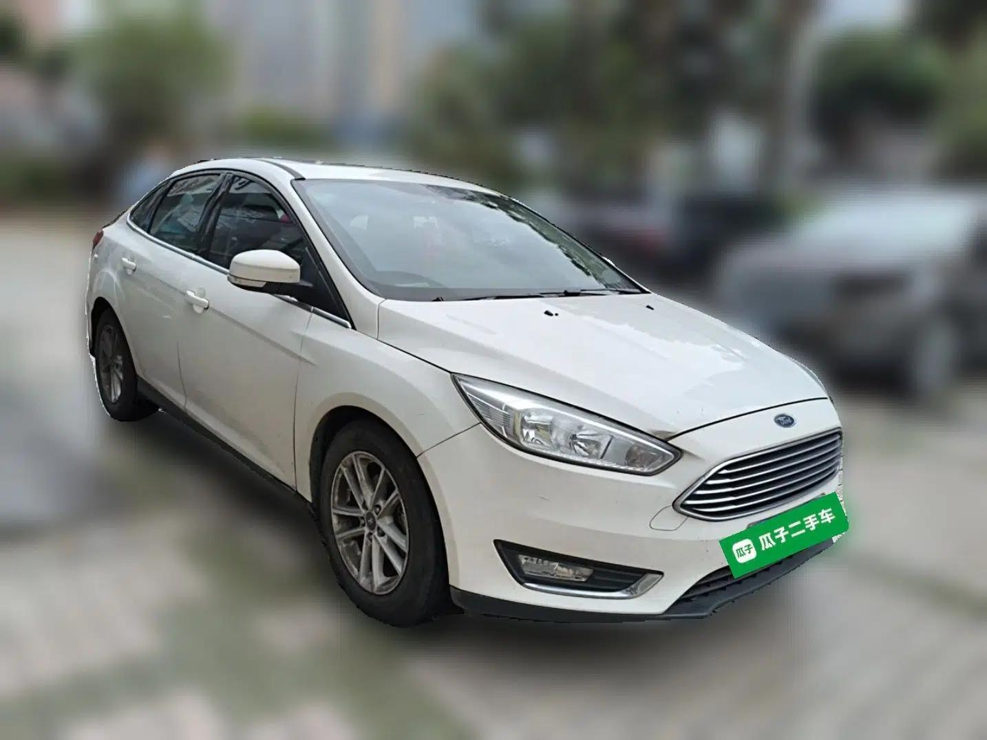 Ford Focus 2017 Sedan EcoBoost 180 Automatic Elite Model — миниатюра 3