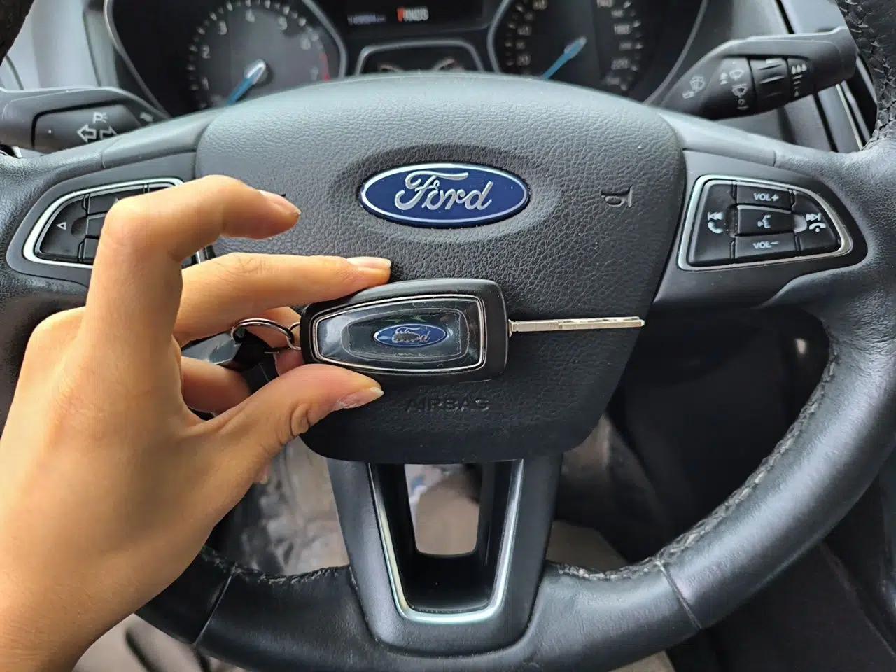 Ford Focus 2017 Sedan EcoBoost 180 Automatic Elite Model — миниатюра 9