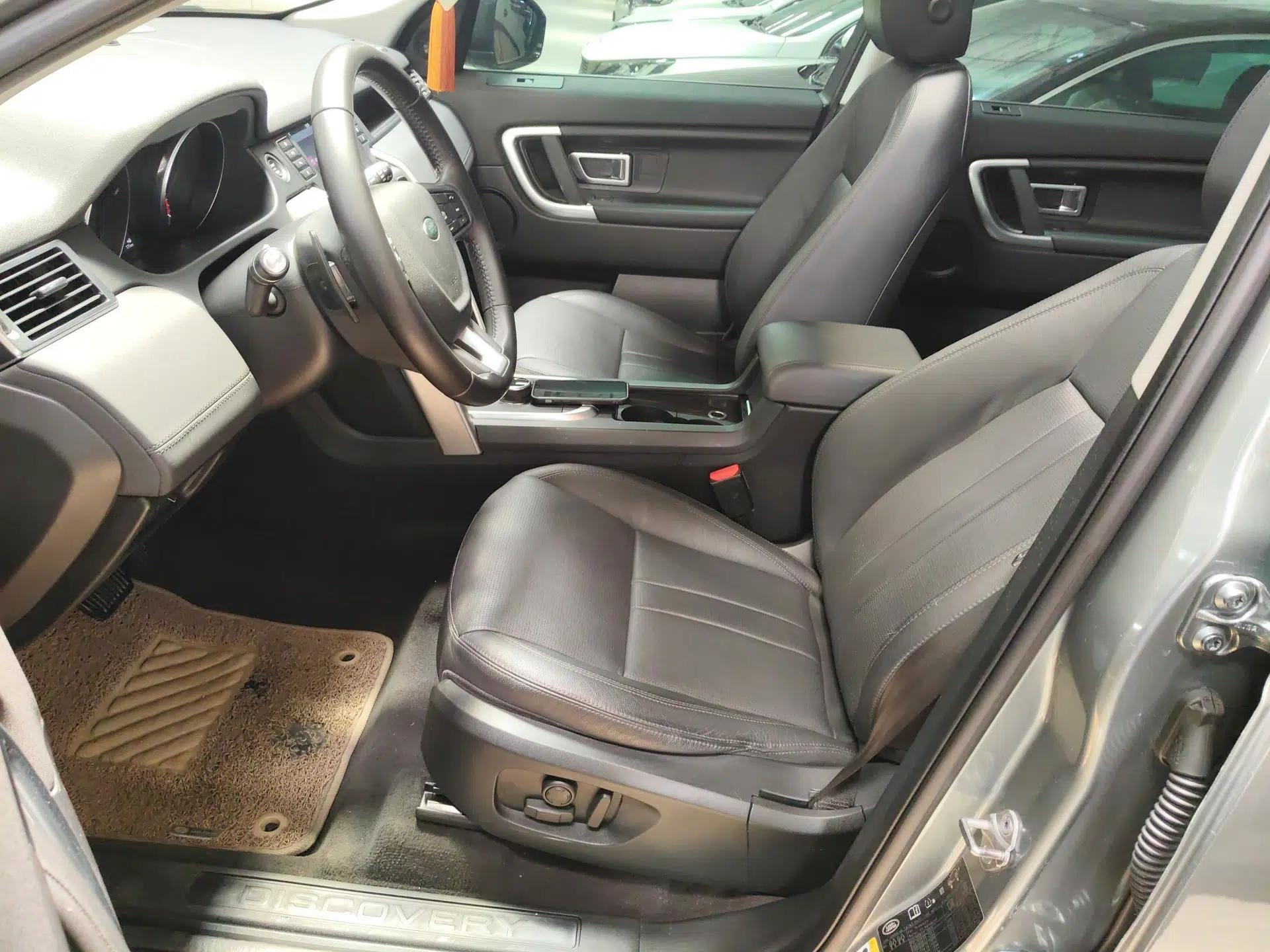 Ford Focus 2021 Sedan EcoBoost 180 Automatic ST Line — миниатюра 7
