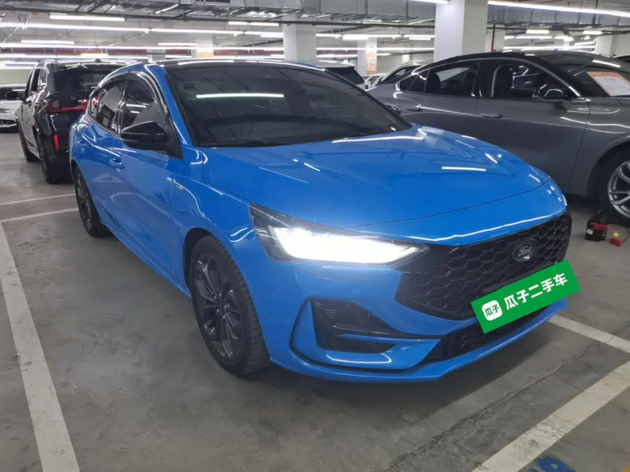 Ford Focus 2022 Sedan EcoBoost 180 Automatic ST Line — миниатюра 3