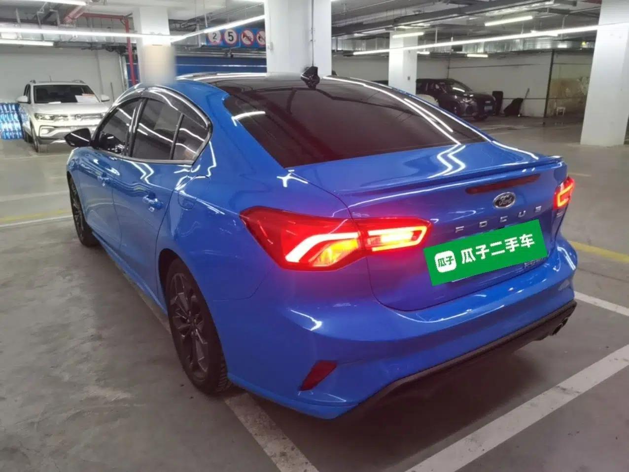 Ford Focus 2022 Sedan EcoBoost 180 Automatic ST Line — миниатюра 4