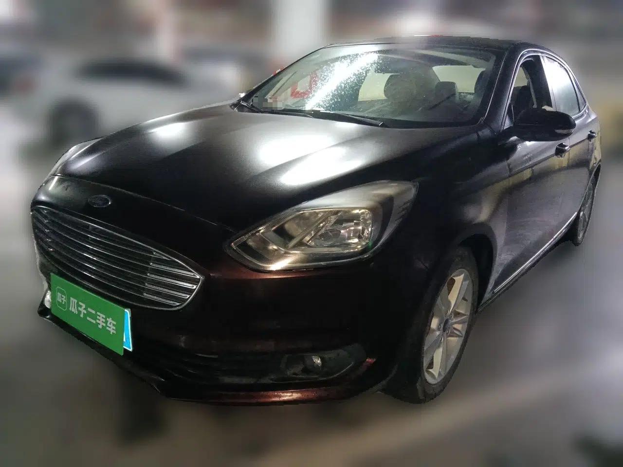 Ford Escort 2019 1.5L Automatic Enjoyment Model — миниатюра 1