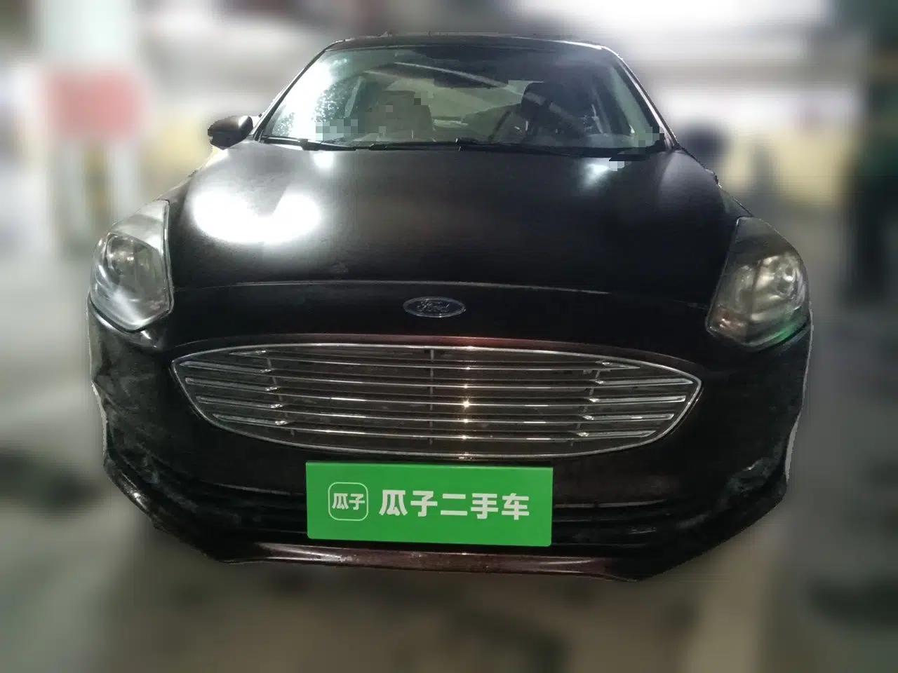 Ford Escort 2019 1.5L Automatic Enjoyment Model — миниатюра 2