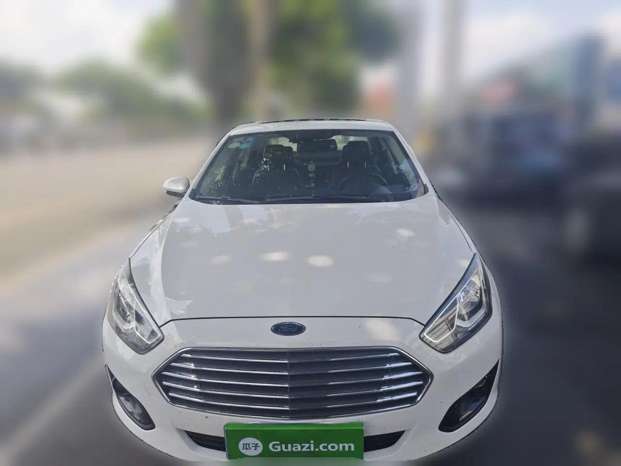 Ford Escort 2017 Happiness Edition 1.5L Automatic Fashion Version — миниатюра 2