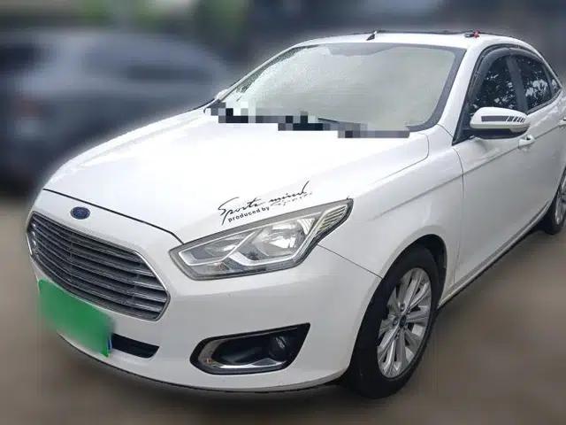 Ford Escort 2015 1.5L Automatic Fashion Model