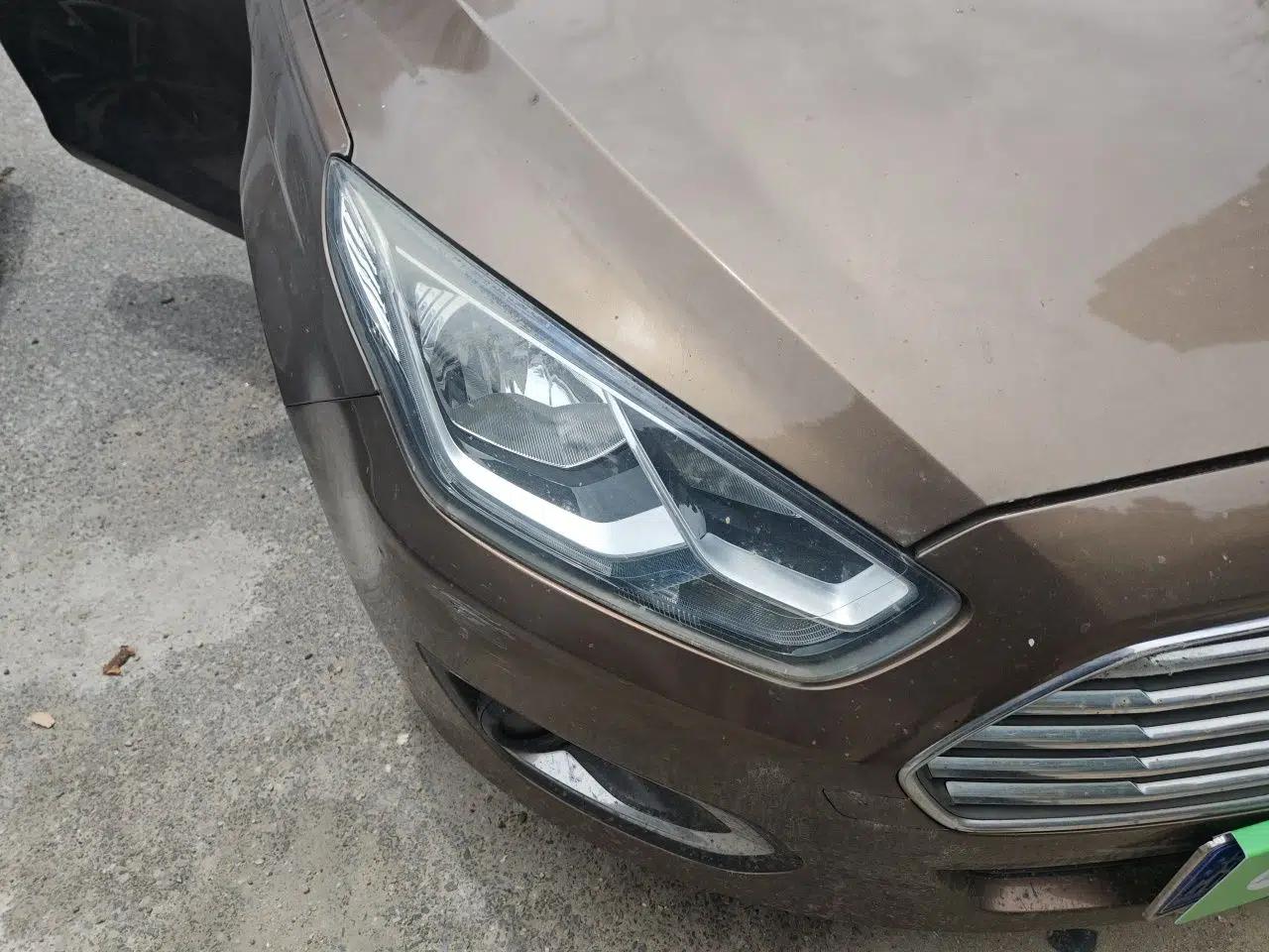 Ford Escort 2017 Happiness Edition 1.5L Automatic Fashion Version — миниатюра 7