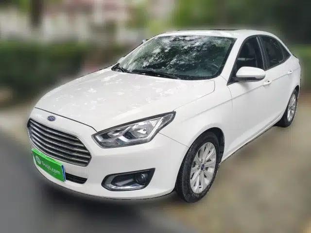 Ford Escort 2015 1.5L Automatic Fashion Model