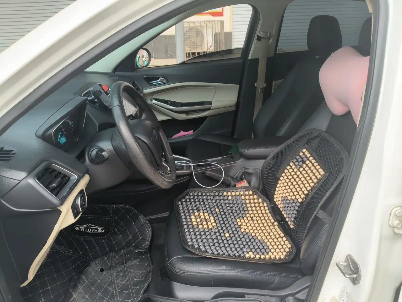Ford Escort 2015 1.5L Automatic Comfort Edition — миниатюра 16