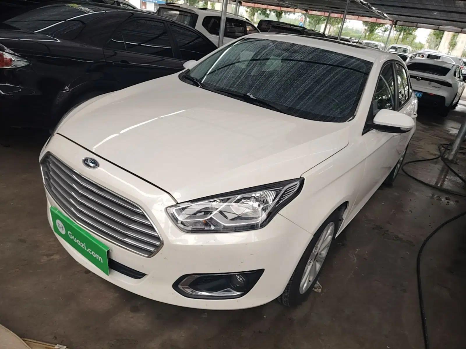 Ford Escort 2017 Happiness Edition 1.5L Automatic Fashion Version — миниатюра 1