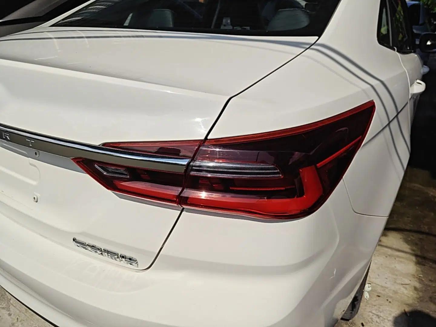 Ford Escort 2021 1.5L Automatic Diamond Edition — миниатюра 7