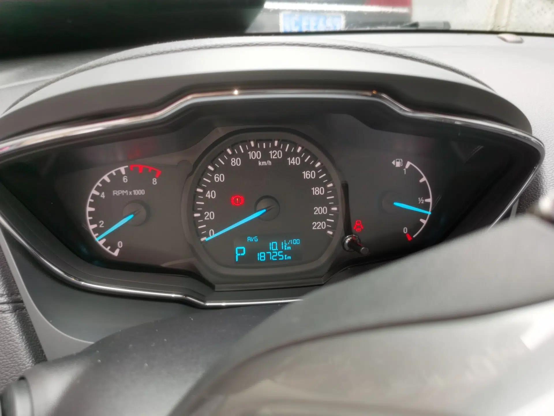 Ford Escort 2017 Happiness Edition 1.5L Automatic Fashion Version — миниатюра 12