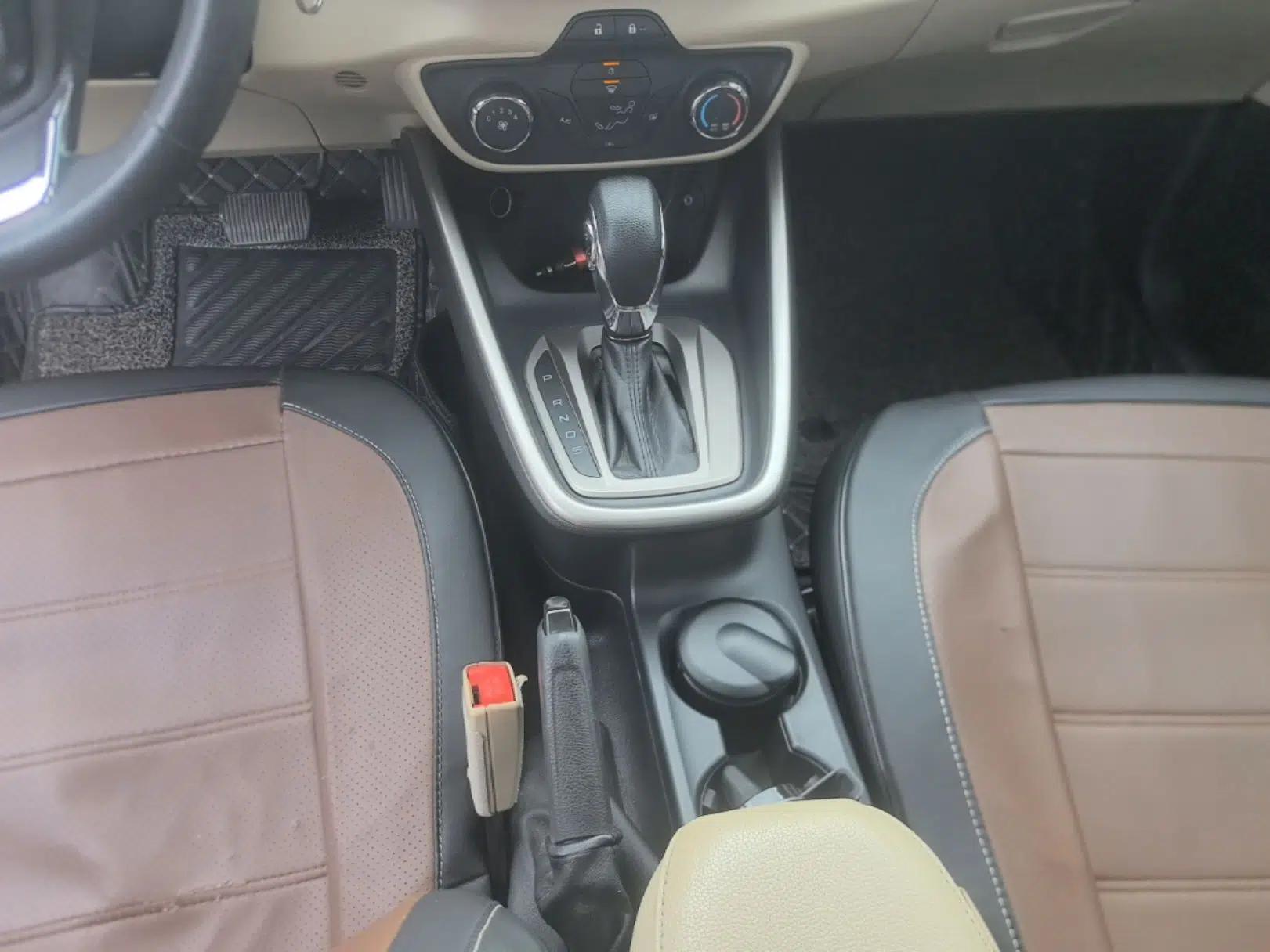 Ford Escort 2017 Revised Version 1.5L Automatic Comfort Edition — миниатюра 17
