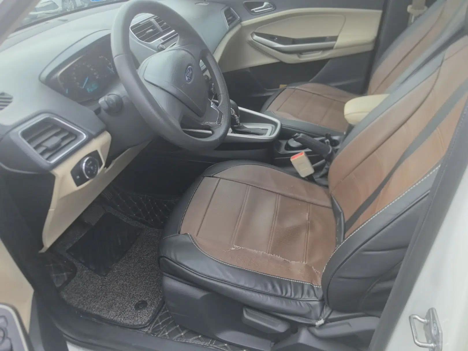 Ford Escort 2017 Revised Version 1.5L Automatic Comfort Edition — миниатюра 18