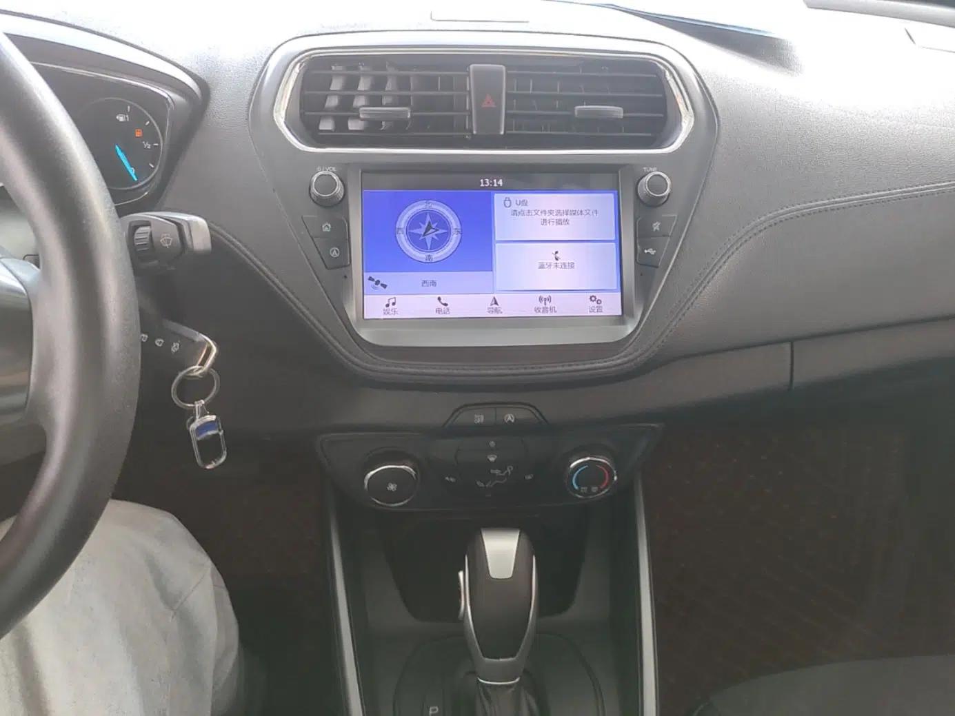 Ford Escort 2019 1.5L Automatic Enjoyment Model — миниатюра 16