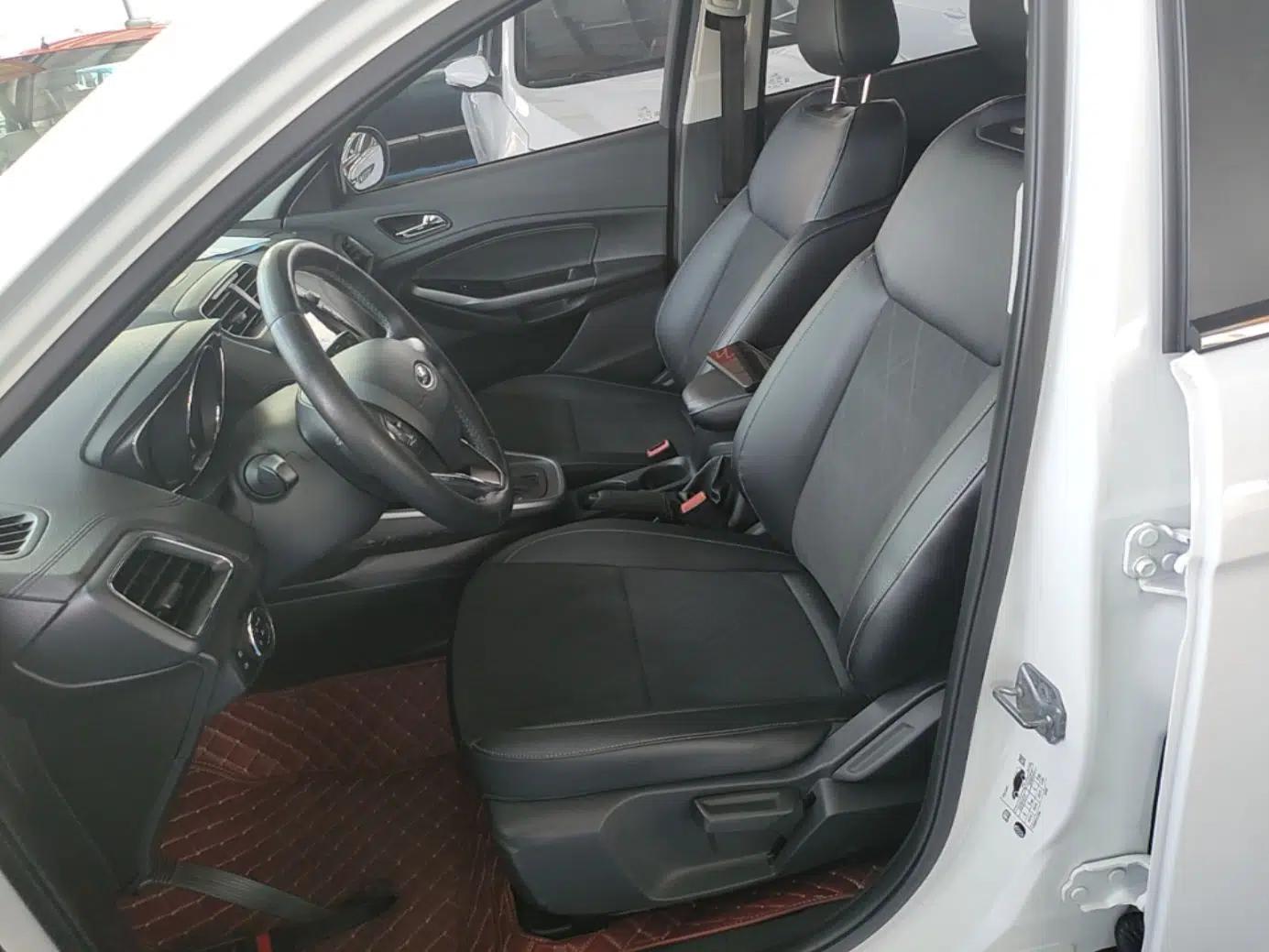 Ford Escort 2019 1.5L Automatic Enjoyment Model — миниатюра 18