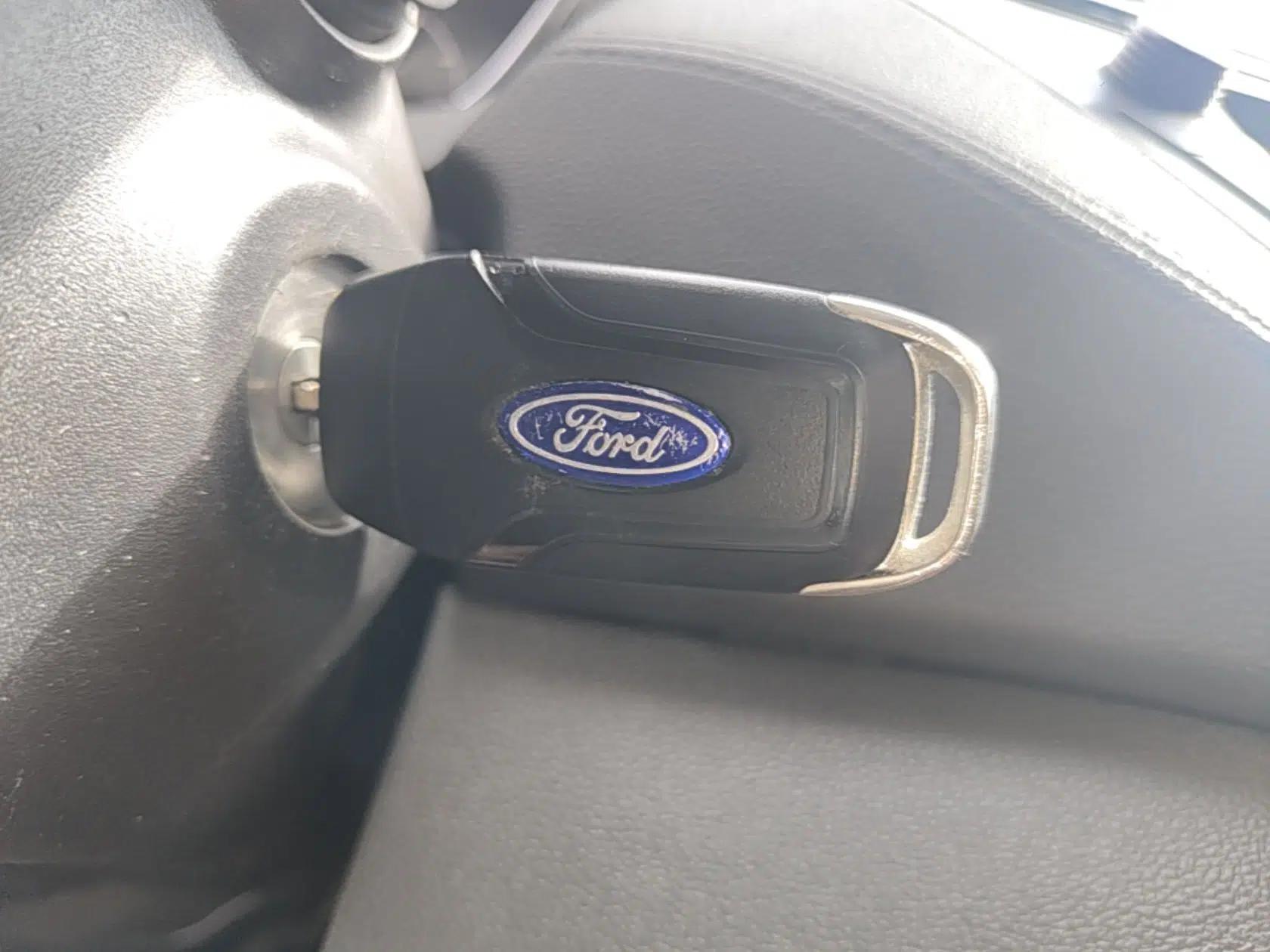 Ford Escort 2017 Happiness Edition 1.5L Automatic Fashion Version — миниатюра 12