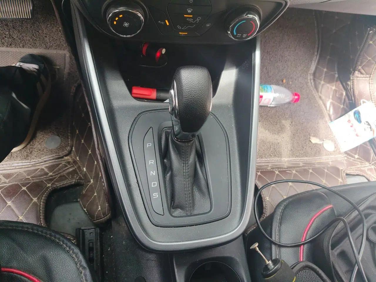Ford Escort 2019 1.5L Automatic ZhiXiang Model — миниатюра 15