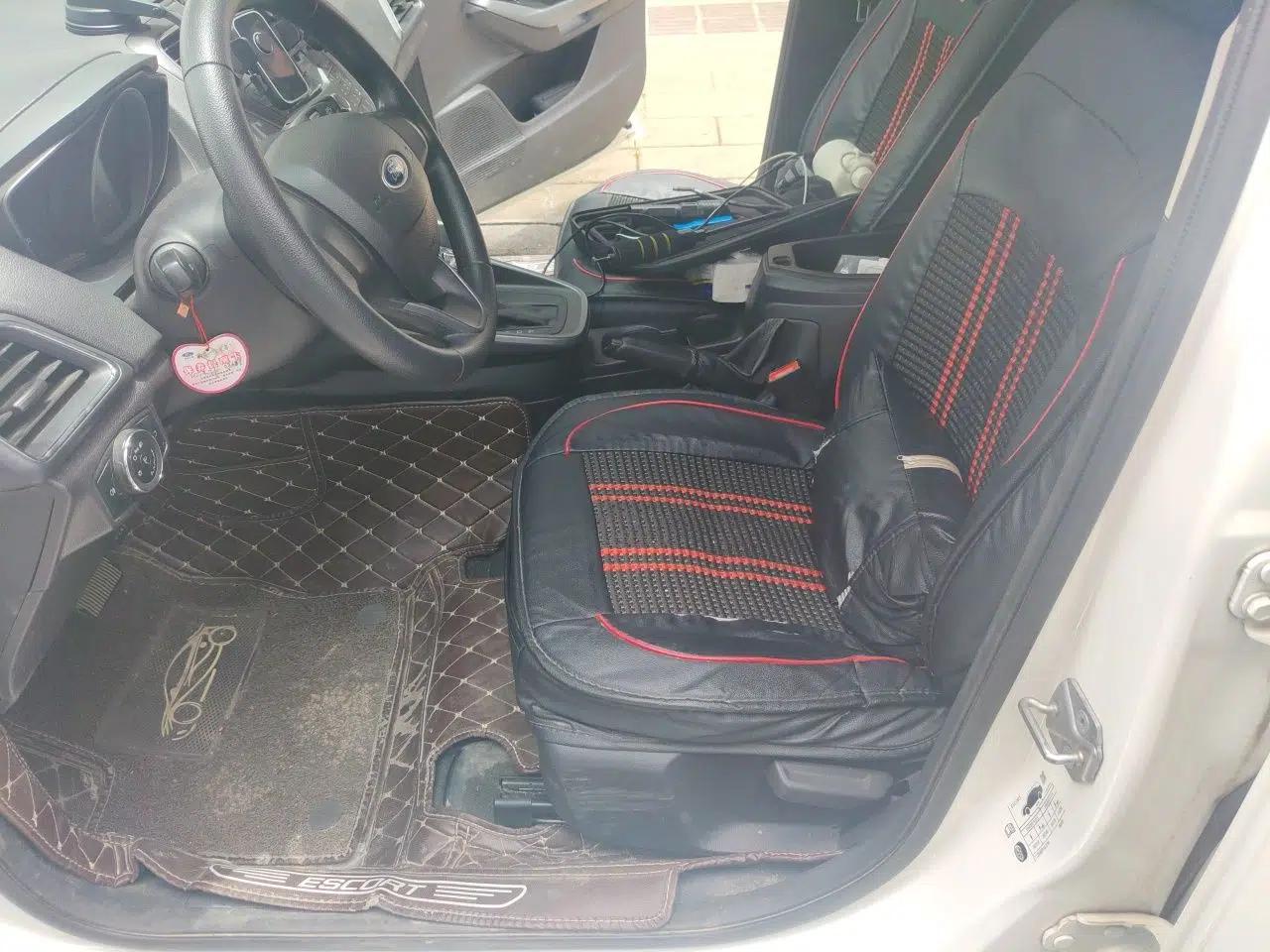 Ford Escort 2019 1.5L Automatic ZhiXiang Model — миниатюра 16